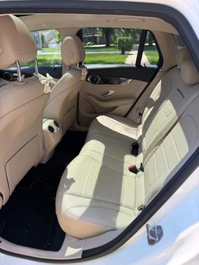 White 2017 Mercedes-Benz GLC 300 Base