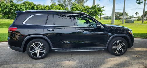 2022 Mercedes-Benz GLS 450 4MATIC