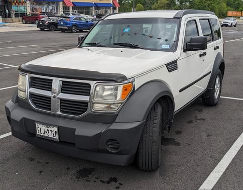 White 2007 Dodge Nitro SXT