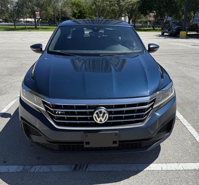 2021 Volkswagen Passat 2.0T R-Line