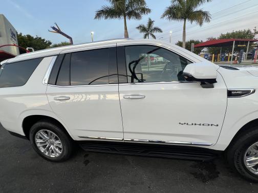 2024 GMC Yukon SLT