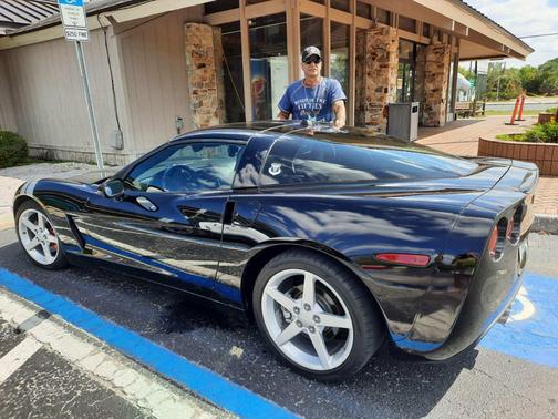 2005 Chevrolet Corvette Base