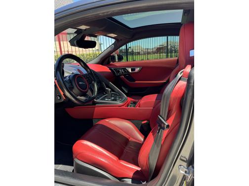 2017 Jaguar F-TYPE R