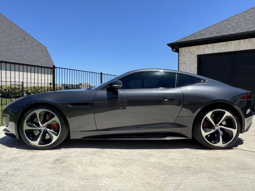 2017 Jaguar F-TYPE R