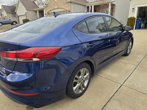 2017 Hyundai ELANTRA Value Edition