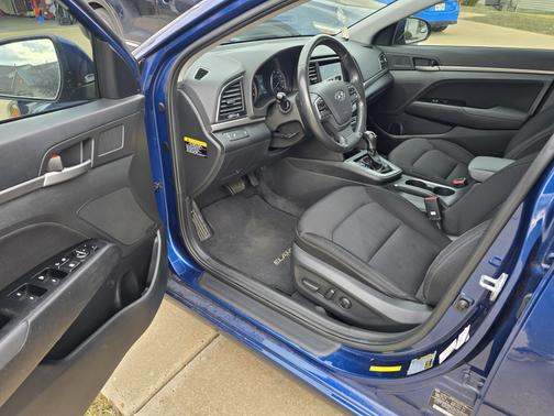 2017 Hyundai ELANTRA Value Edition