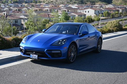 Blue 2017 Porsche Panamera Panamera Turbo