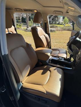 2017 INFINITI QX80 Signature Edition