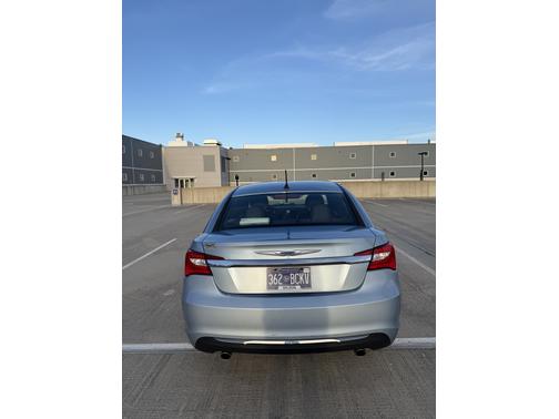 2012 Chrysler 200 Touring