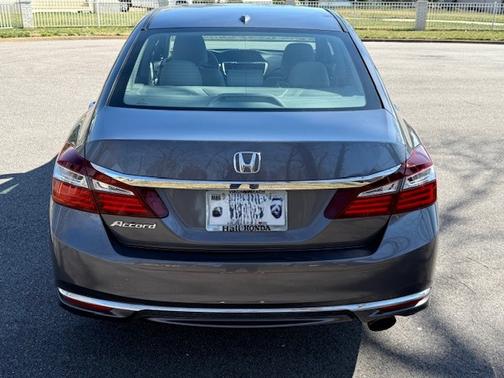 2017 Honda Accord EX-L w/Navigation & Honda Sensing