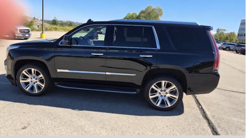 2016 Cadillac Escalade Luxury