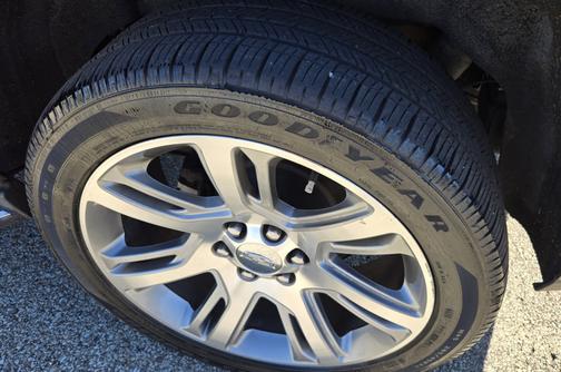 2016 Cadillac Escalade Luxury