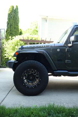 Gray 2017 Jeep Wrangler Unlimited Sahara
