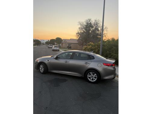 2017 Kia Optima LX
