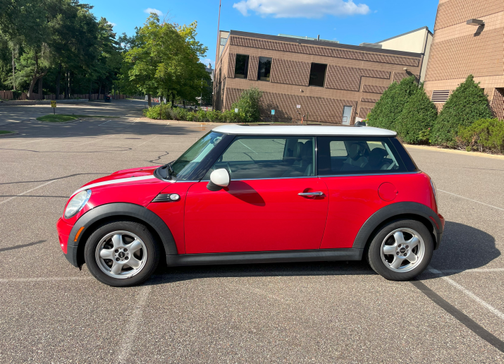 2009 MINI Cooper Base