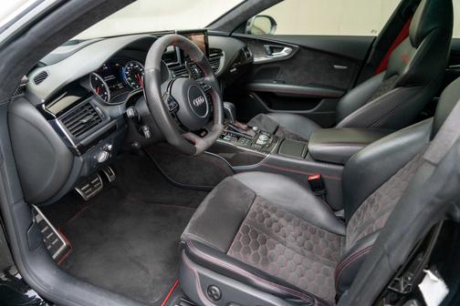 Photo 5 of 29 of 2017 Audi RS 7 4.0T Performance Prestige