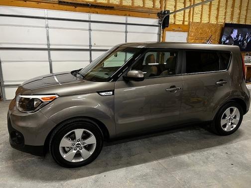 2017 Kia Soul Base