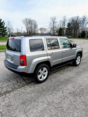 Silver 2016 Jeep Patriot Sport