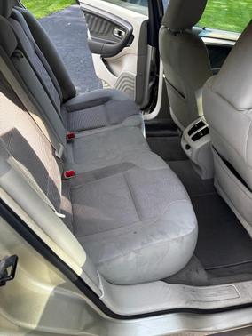 Gold 2011 Ford Taurus SEL