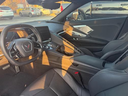 2024 Chevrolet Corvette Stingray w/2LT