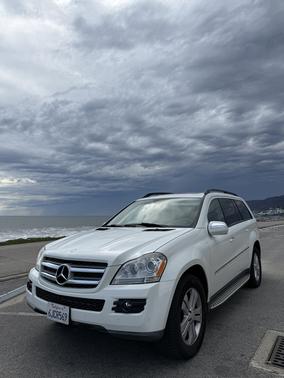 White 2009 Mercedes-Benz GL-Class GL 450 4MATIC