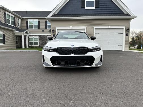2023 BMW M340 i xDrive