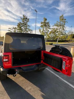 2018 Jeep Wrangler Sport
