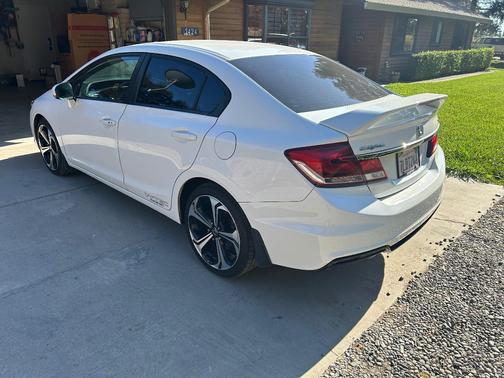 White 2015 Honda Civic Si