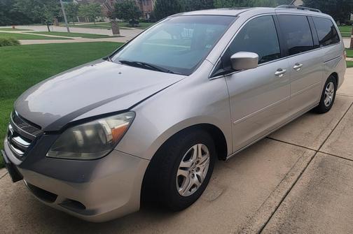 Silver 2006 Honda Odyssey EX-L