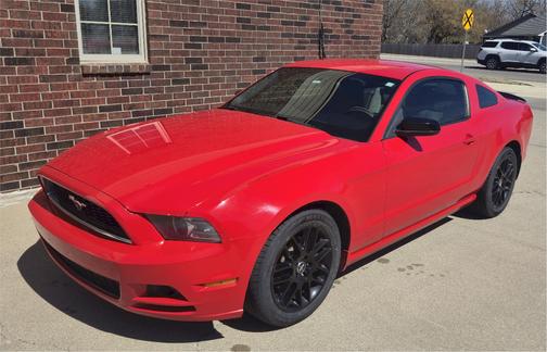 2014 Ford Mustang V6