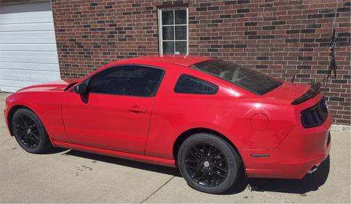 2014 Ford Mustang V6