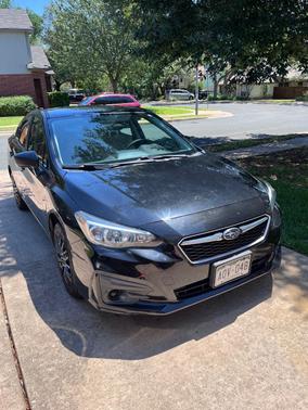 Black 2019 Subaru Impreza 2.0i