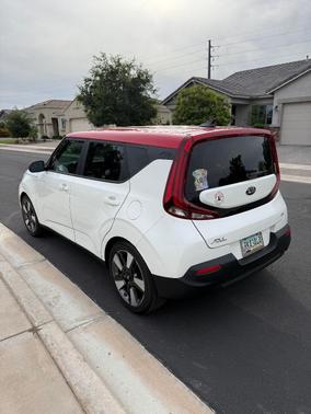White 2020 Kia Soul EX