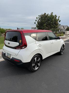White 2020 Kia Soul EX