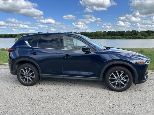 Blue 2018 Mazda CX-5 Grand Touring