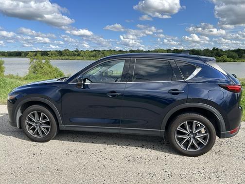 Blue 2018 Mazda CX-5 Grand Touring