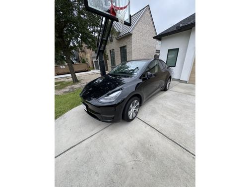 2024 Tesla Model Y RWD