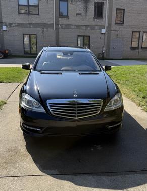 2011 Mercedes-Benz S-Class S 550 4MATIC