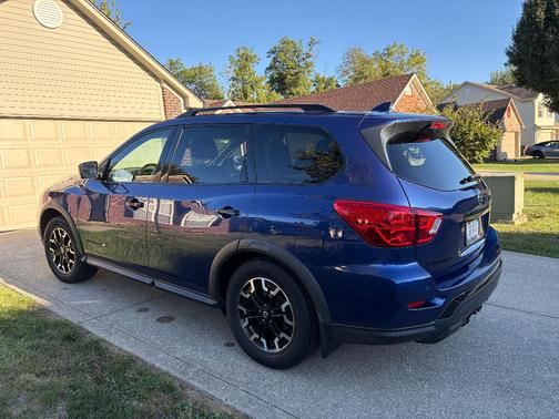 Blue 2020 Nissan Pathfinder SL