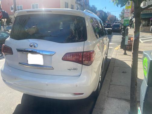 2014 INFINITI QX80 Base