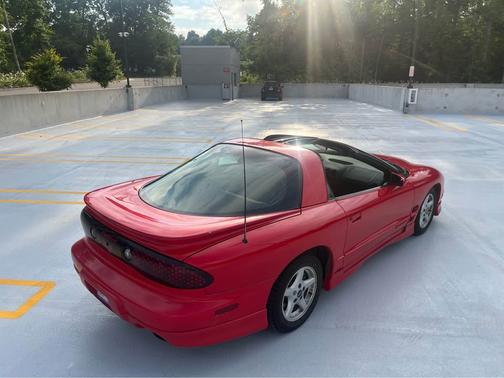 2002 Pontiac Firebird Base