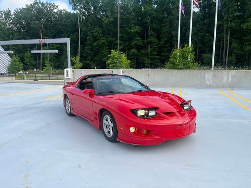 2002 Pontiac Firebird Base