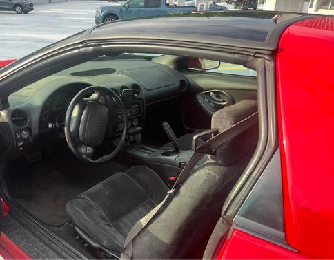 2002 Pontiac Firebird Base