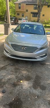 Gray 2015 Hyundai SONATA SE