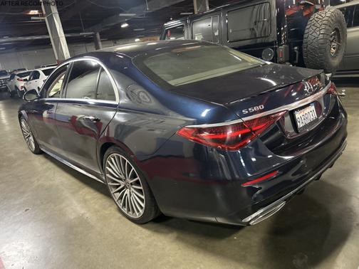 Blue 2022 Mercedes-Benz S-Class S 580 4MATIC