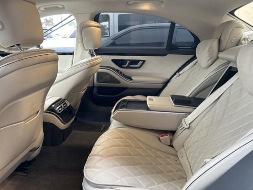 Blue 2022 Mercedes-Benz S-Class S 580 4MATIC