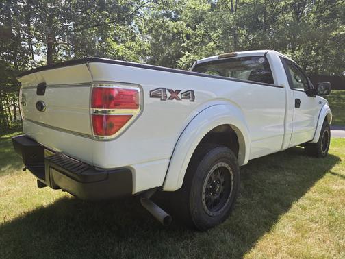 2010 Ford F-150 XL