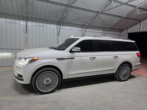 2018 Lincoln Navigator L Black Label