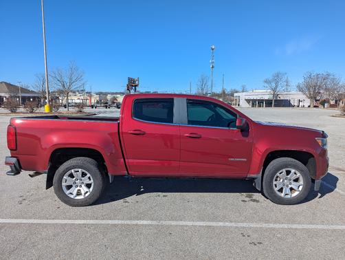 2019 Chevrolet Colorado LT