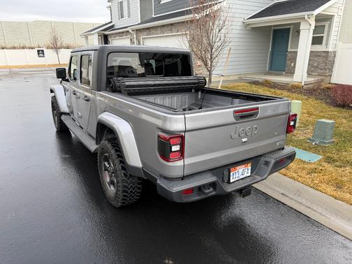 2020 Jeep Gladiator Overland